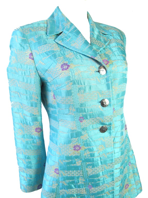 Christian Lacroix blue  blazer with print. Condition:Excellent. <br />
<br />
Size 40 / or US 8<br />
<br />
<br />
<br />
WWW.ARCHIVEVINTAGE.COM