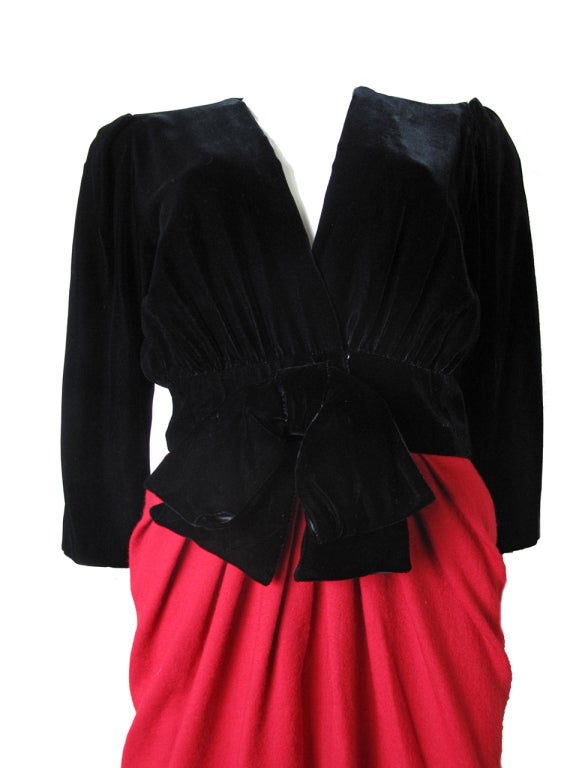 Oscar de la Renta red wool and black velvet cocktail dress. Miss O label. 34