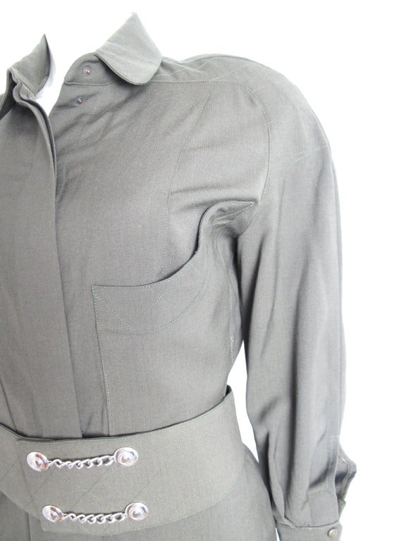 Thierry Mugler army green shirt dress In Excellent Condition In Austin, TX