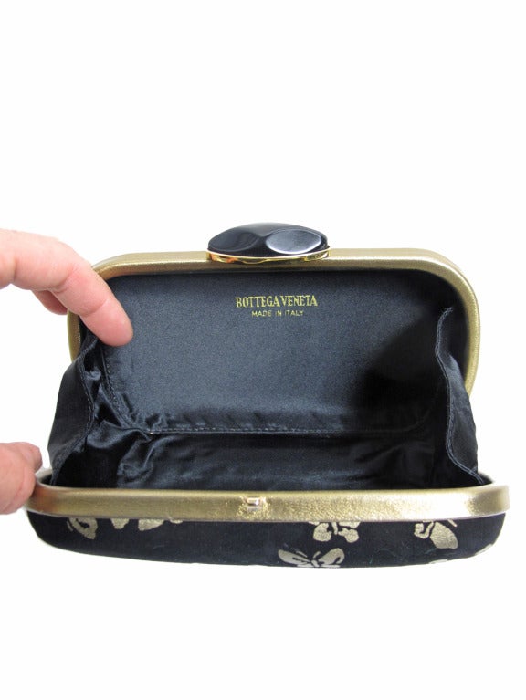 Bottega Veneta black suede butterfly clutch exclusively for Neiman Marcus In Good Condition In Austin, TX