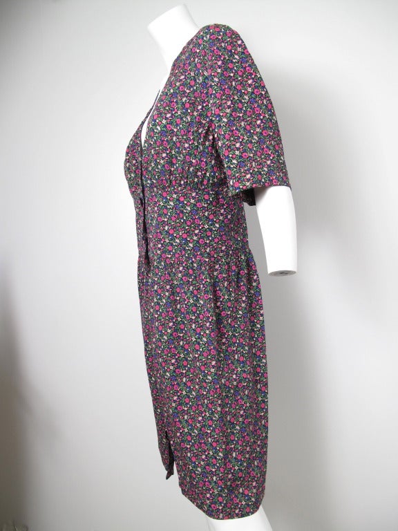 Valentino silk floral dress In Good Condition In Austin, TX