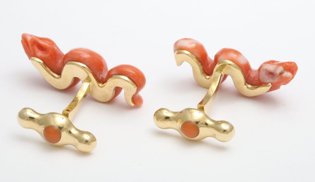 Michael Kanners Enamel Coral Gold Snake Cufflinks In New Condition In Bal Harbour, FL