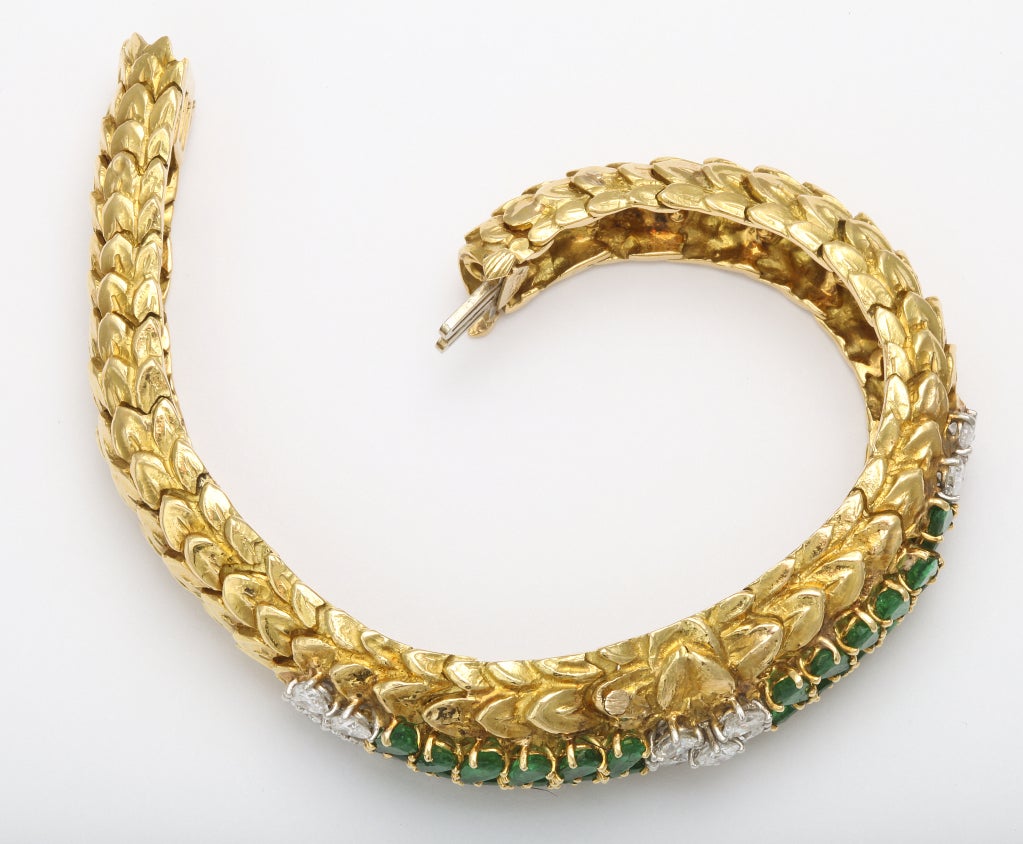 David Webb pair of sapphire, emerald and diamond bracelets 3