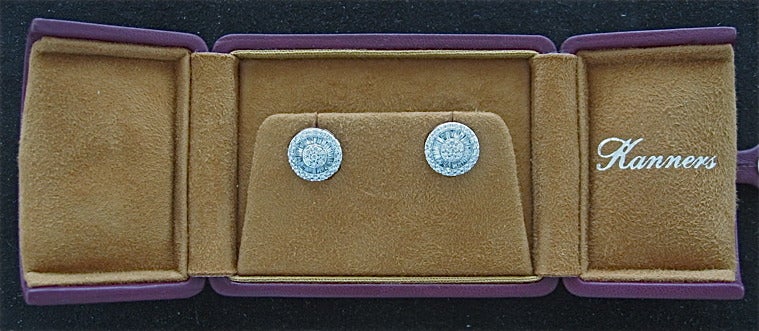 Baguette and Round Diamond Earrings In New Condition In Bal Harbour, FL