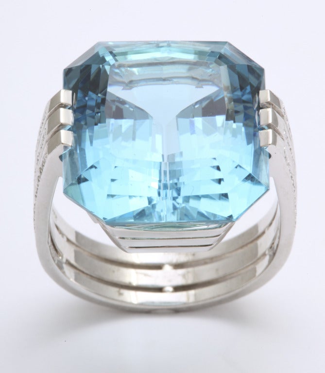 Gem quality, perfectly cut, aquamarine weighing 20.70cts expertly mounted by master jeweler Tanagro in platinum with diamonds.

The Tanagro jewelry workshop in NY produces magnificent pieces for the world's finest jewelers.

For three