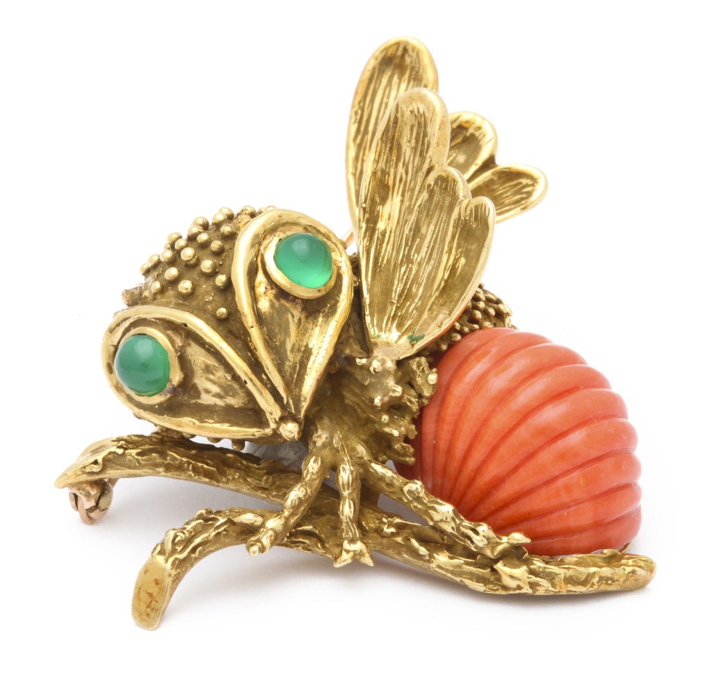 While now famous for his fashion jewelry designs, the designer Erwin Pearl created beautiful fine jewelry in the 1950's and 1960's. This wonderful bee pin is right up there with the amusing designs made by his contemporaries David Webb and Seaman