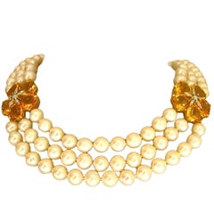 Collier élégant à trois rangs de perles:: citrines et diamants en forme de fleur