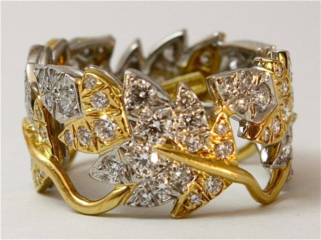 Always stylish, this Schlumberger ring is in absolutely perfect condition.  The  design is known as 