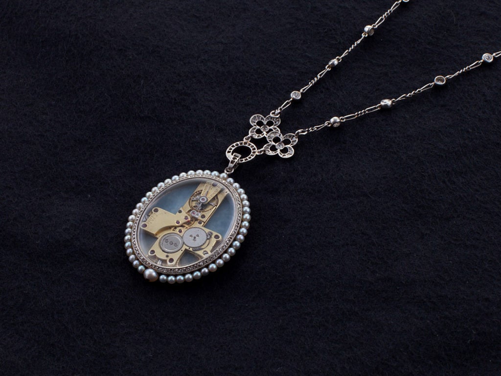 Edwardian Paillet Pendant Watch with Diamond Platinum Chain In Excellent Condition For Sale In Calabasas, CA