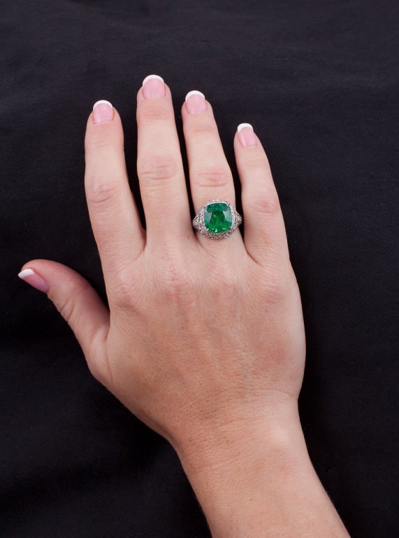 Spectacular Edwardian Emerald Diamond Platinum Ring In Excellent Condition In Calabasas, CA