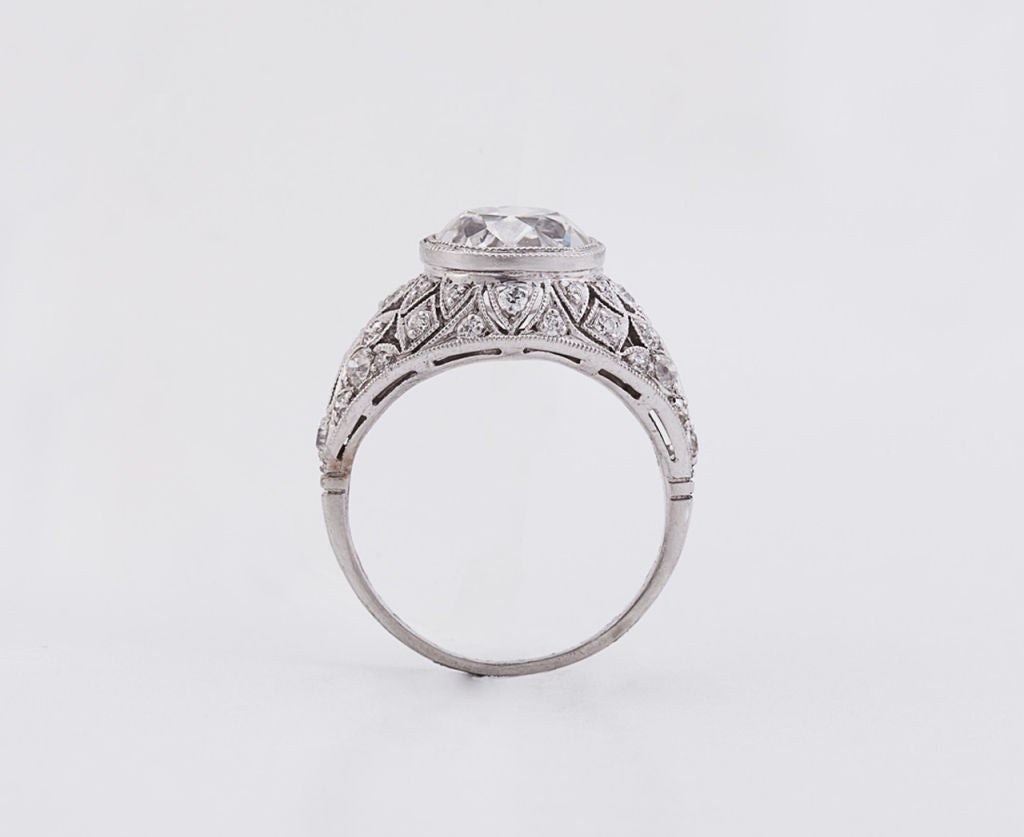 Cushion Cut EGL Certified 4.0 Carats Diamond Platinum Art Deco Engagement Ring For Sale