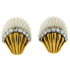 Fluted Coral Earclips