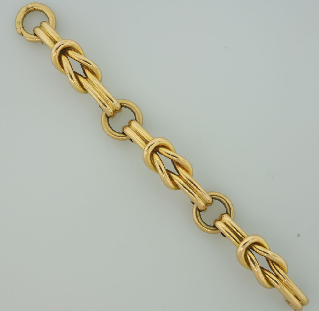 Women's or Men's GUCCI Link Bracelet For Sale