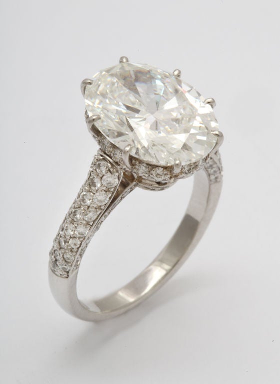 Oval Diamond Ring
