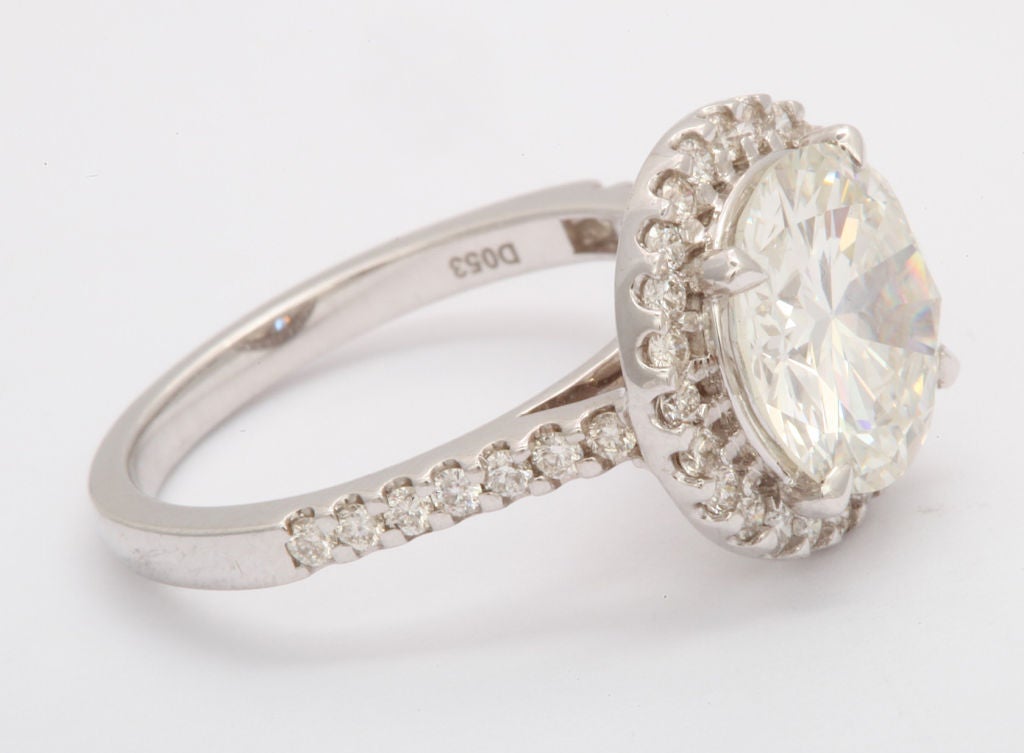 Women's Diamond Engagement Ring 3.52 Carats For Sale