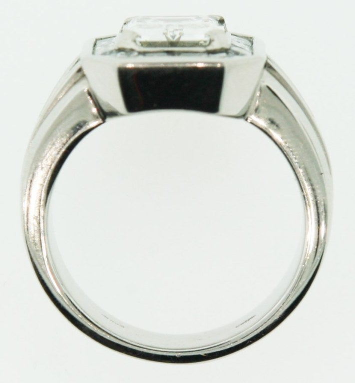 Women's Asscher Cut Diamond Engagement Ring For Sale