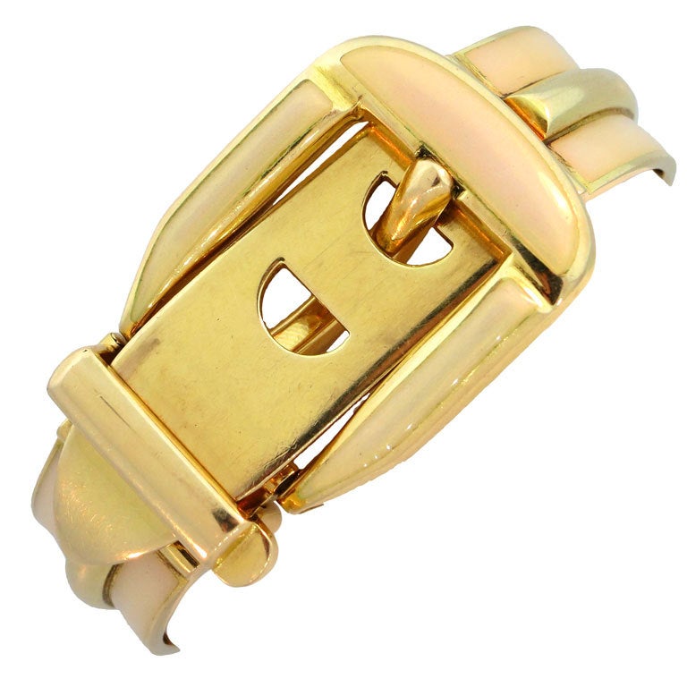 GUCCI Gold Buckle Bracelet For Sale