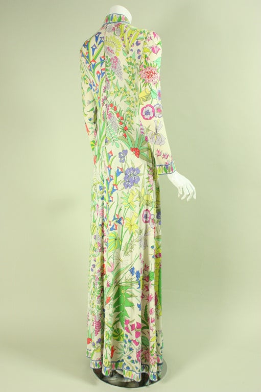 1970's Bessi White Floral Silk Jersey Ensemble In Excellent Condition In Los Angeles, CA