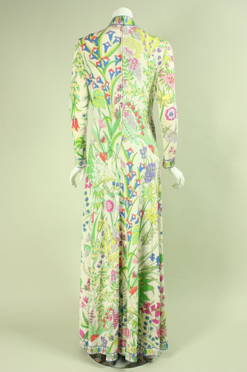 Women's 1970's Bessi White Floral Silk Jersey Ensemble