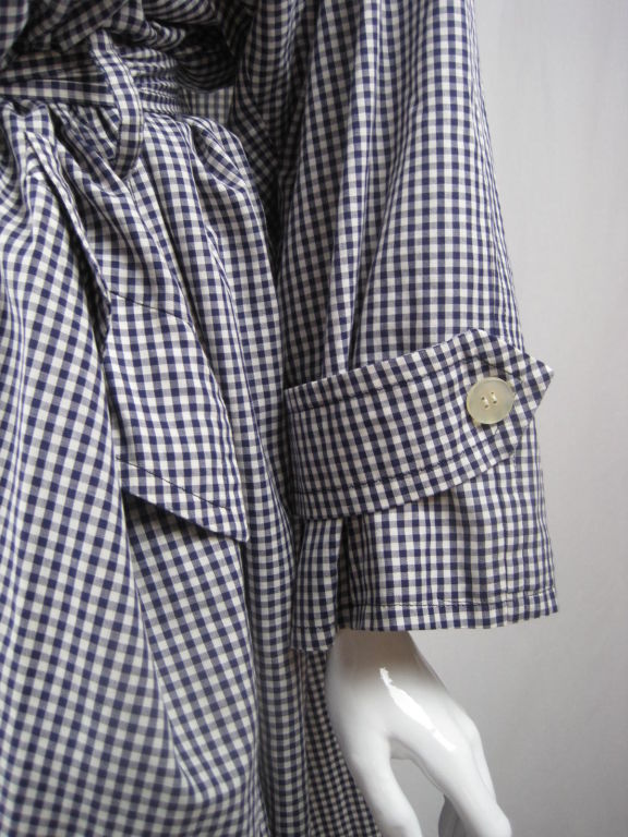 Mila Schon Cotton Gingham Overcoat In Excellent Condition For Sale In Los Angeles, CA