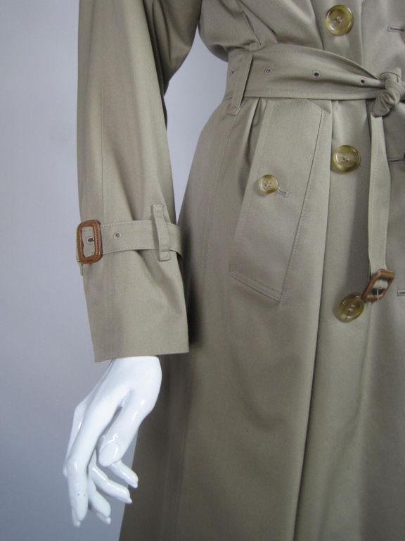 Burberrys' Classic Belted Trench 3