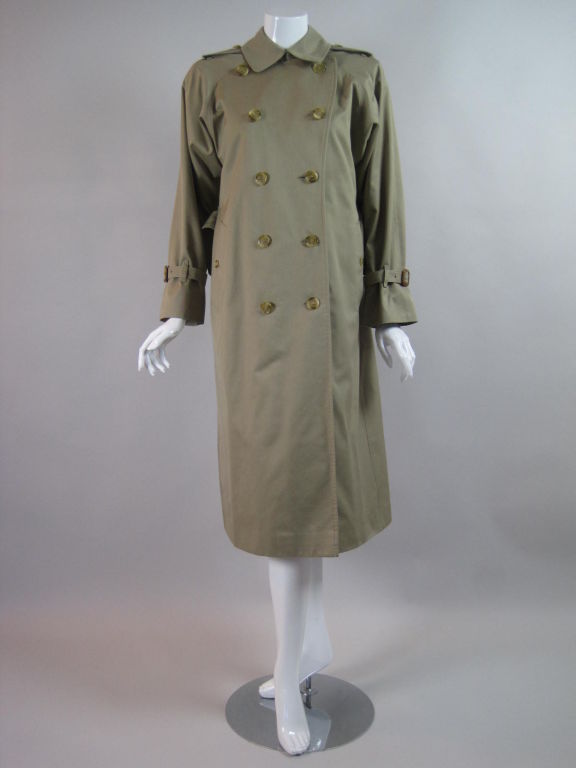 Burberrys' Classic Belted Trench 6