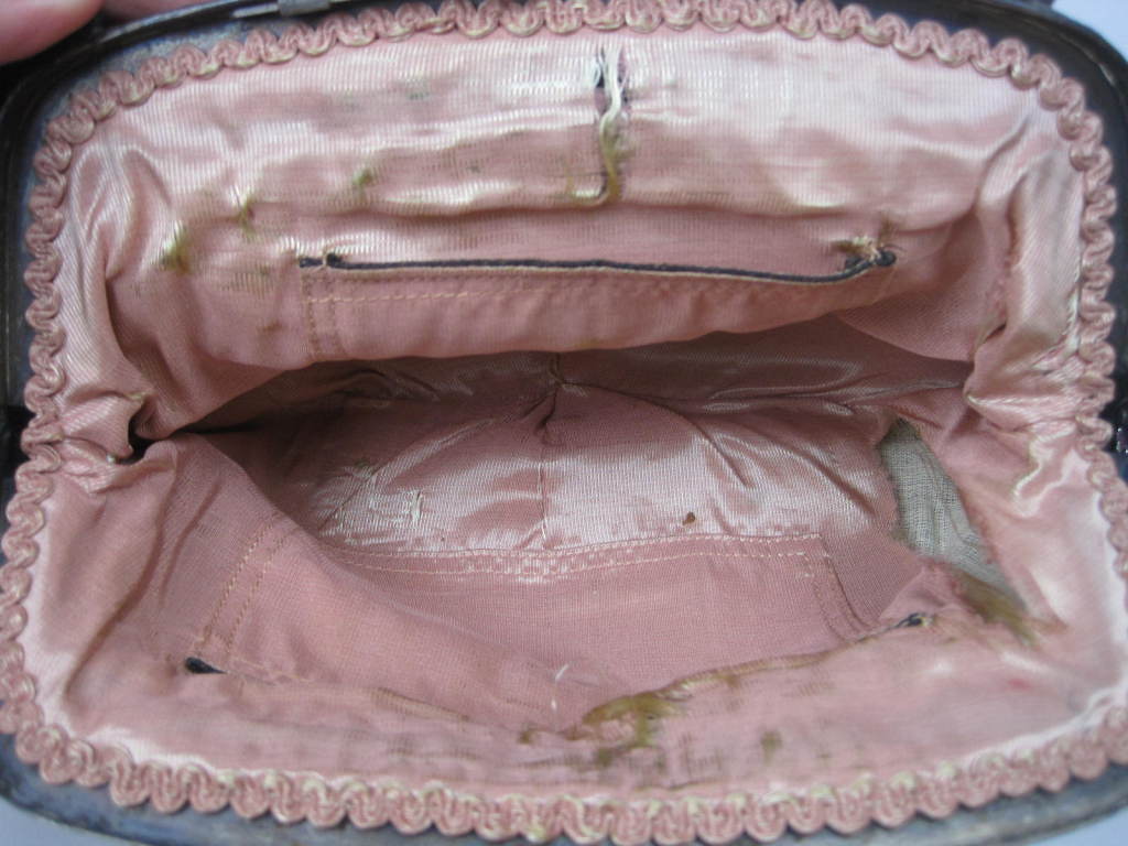 1920's French Beaded Handbag 2