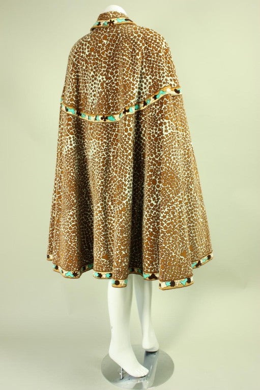 Averardo Bessi Leopard-Printed Velvet Cape In Excellent Condition For Sale In Los Angeles, CA