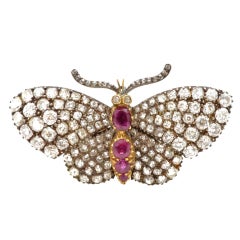 En Tremblant Butterfly Brooch