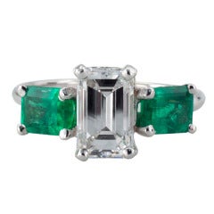 Beautiful Emerald-Cut Diamond 
Emerald Ring