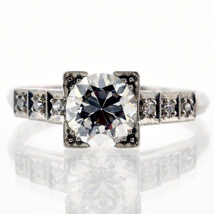 Women's Art Deco Diamond Engagement Ring