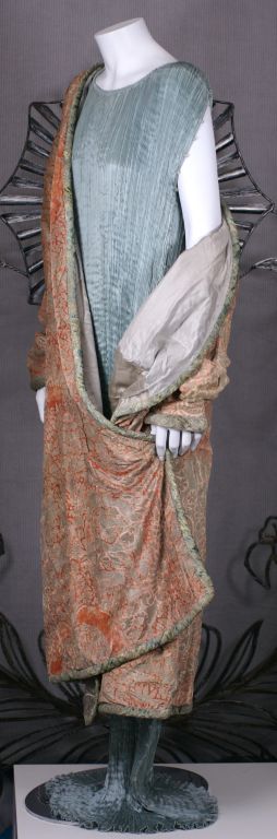 Mariano Fortuny Pink Coral Stencilled Velvet Long Coat For Sale 4