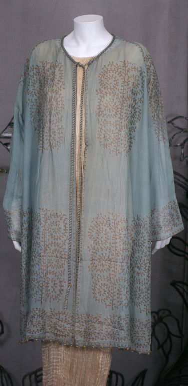 Mariano Fortuny - Aquamarine Gauze Stencilled  Manteau manteau Pour femmes en vente