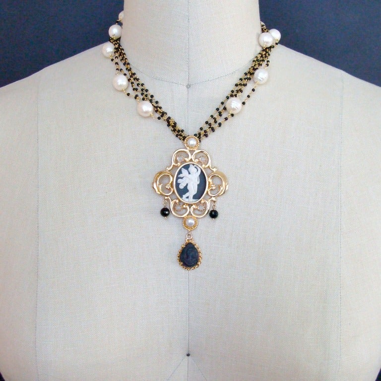 Black White Venetian Intaglio Angel Cameo Spinel Pearls Torsade Necklace - Angelica Necklace In New Condition In Colleyville, TX