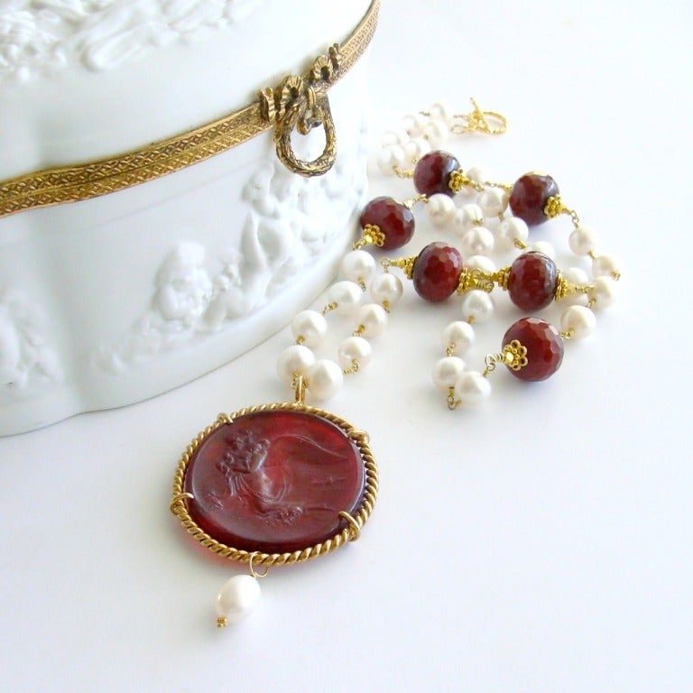 Red Venetian Intaglio Cameo Quartz Pearl Ruby Vittoria Angel Necklace