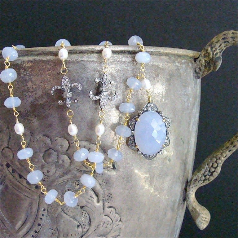 Women's Periwinkle Blue Chalcedony Pave Diamonds Fleur de Lis Necklace - Violeta Necklace