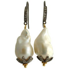 Chantilly - Creamy Baroque Flameball Pearls with Diamond Rhodium