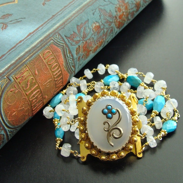 Sleeping Beauty Turquoise Moonstone Georgian Pinchbeck Clasp Bra In New Condition For Sale In Colleyville, TX