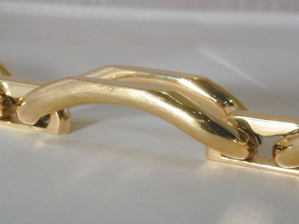 Three Link Yellow Gold Bracelet In New Condition For Sale In San Francisco, CA