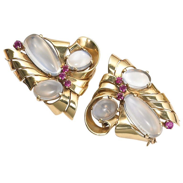 Raymond Yard Pair of Retro Moonstone Ruby Gold Clips For Sale