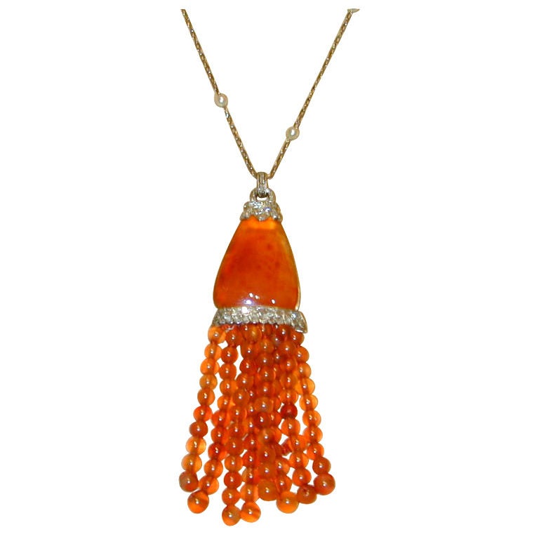 Art Deco Agate and Diamond Pendant Necklace For Sale