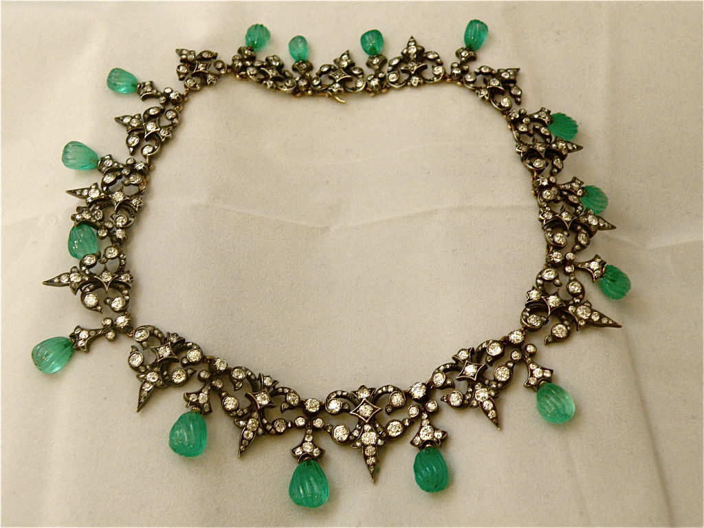 Rare Exquisite Georgian Diamond and Emerald necklace.