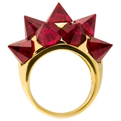 Impressive "Spike" Ring with Garnets in Gold