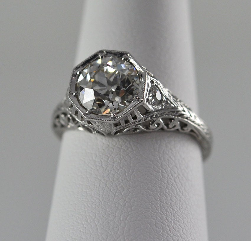 Women's Edwardian 1.69 Carat Old European Cut Diamond and Platinum Ring For Sale