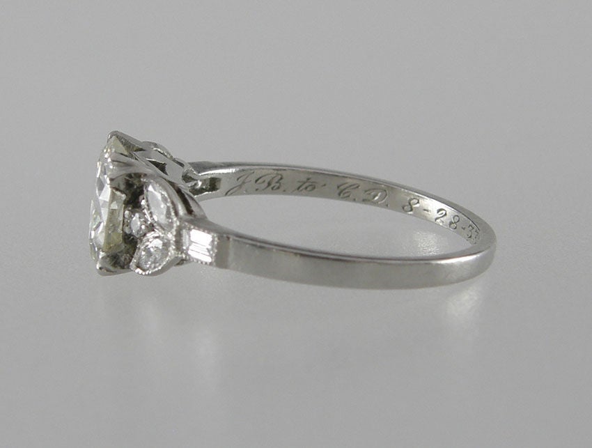 Platinum Art Deco Engagement Ring 1.41 Carats In Excellent Condition In Los Angeles, CA