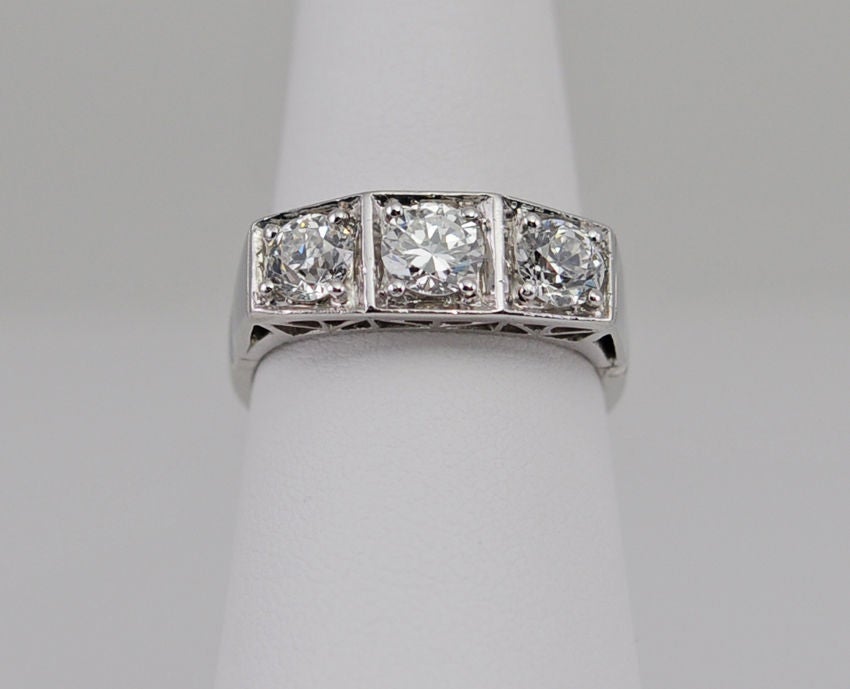 Art Deco Three-Stone Old European Cut Diamond and Platinum Ring In Excellent Condition For Sale In Los Angeles, CA