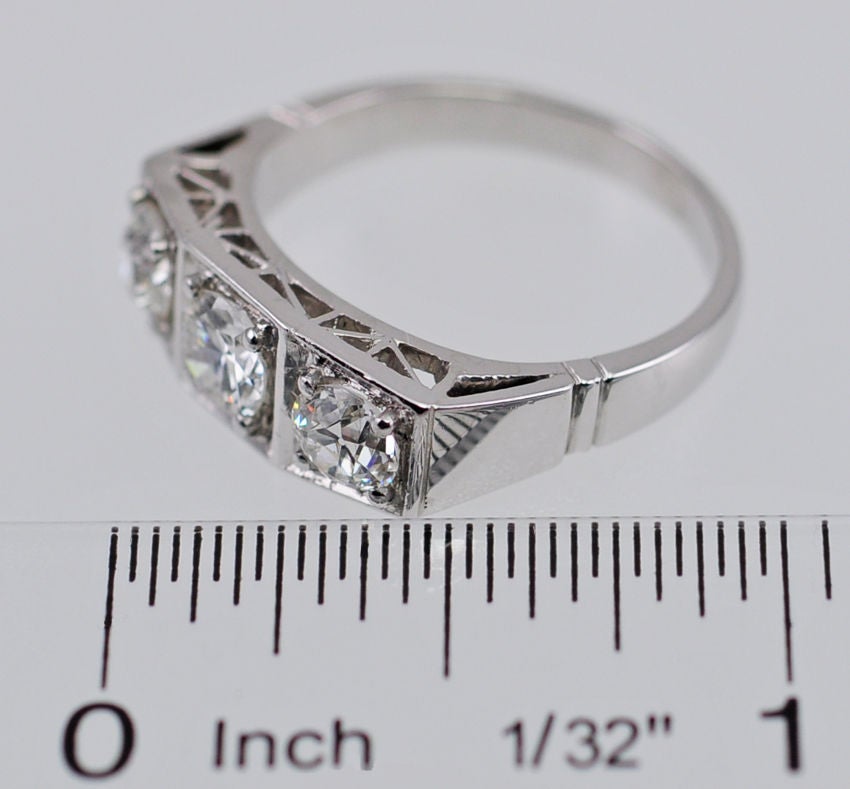 Art Deco Three-Stone Old European Cut Diamond and Platinum Ring For Sale 2
