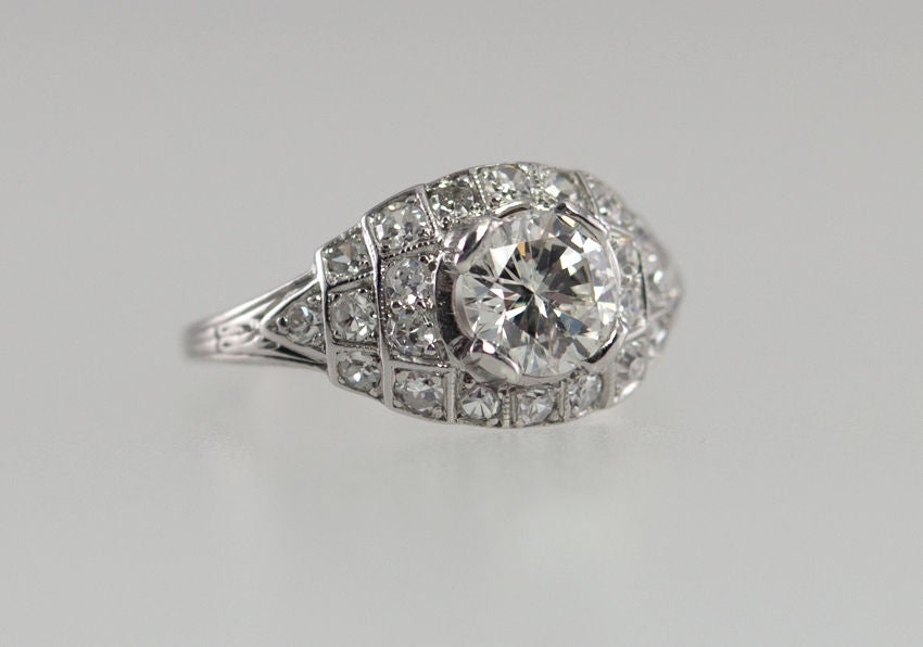 Art Deco 0.80 Carat Old European Cut Diamond and Platinum Ring In Excellent Condition For Sale In Los Angeles, CA