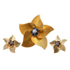 TIFFANY Gold Pinwheel Brooch and Earring Set