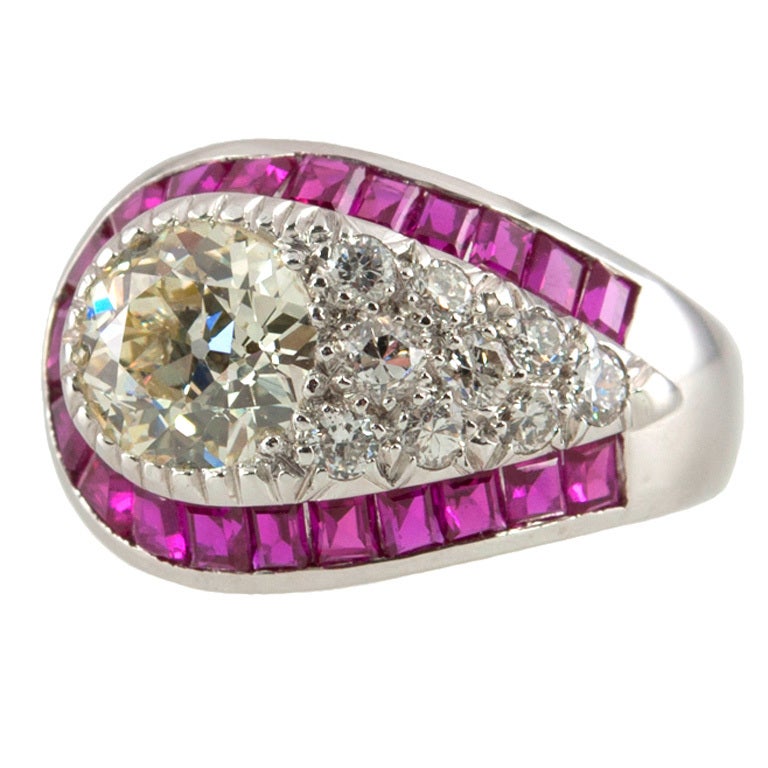 Art Deco Diamond and Ruby Cluster Platinum Ring For Sale
